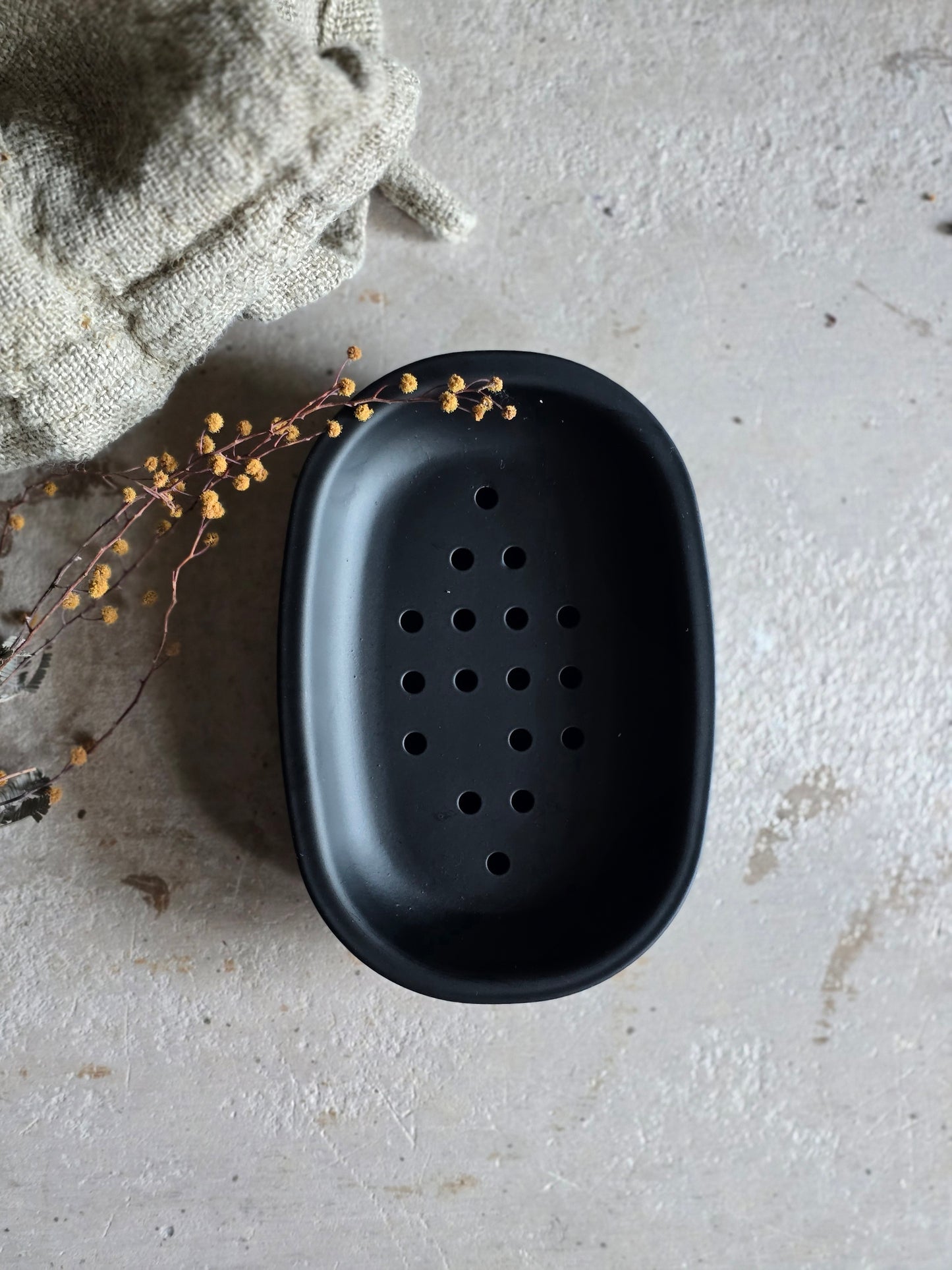 Minimalist Matte Black Metal Soap Dish with Tray|Contemporary|Stylish Bath Decor