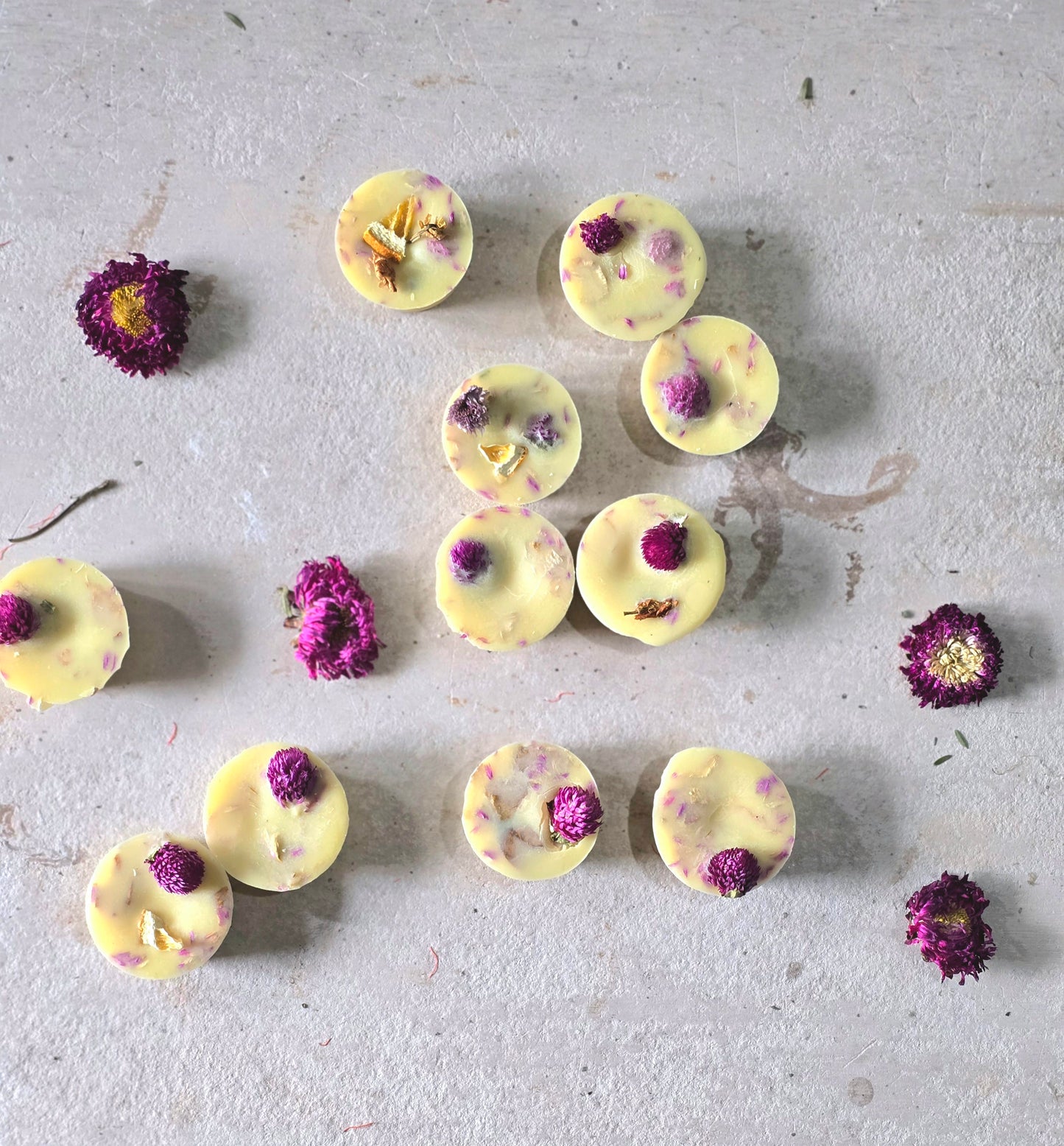 Present- Soy Wax Melts Infused with Orange, Ylang Ylang & Patchouli Pure Essential Oil-Super Strong Floral Citrus Scent-Natural wax Melts