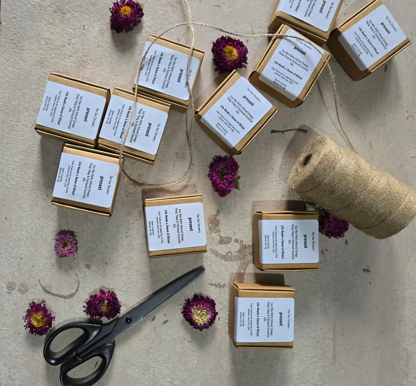 Present- Soy Wax Melts Infused with Orange, Ylang Ylang & Patchouli Pure Essential Oil-Super Strong Floral Citrus Scent-Natural wax Melts