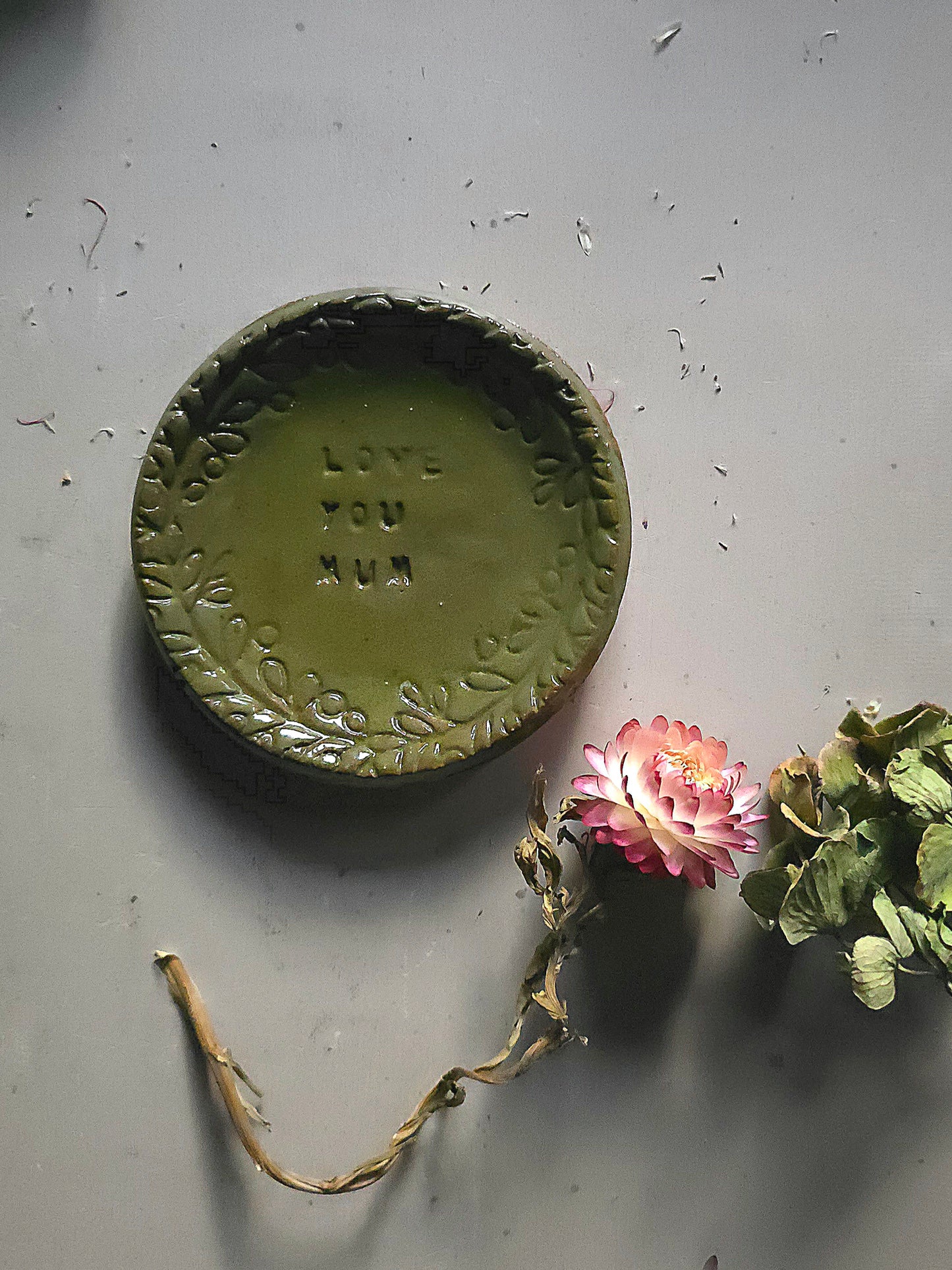"LOVE YOU MUM" Pottery Dishes - Mum Gift for Her Thank You Gift for Special Mum