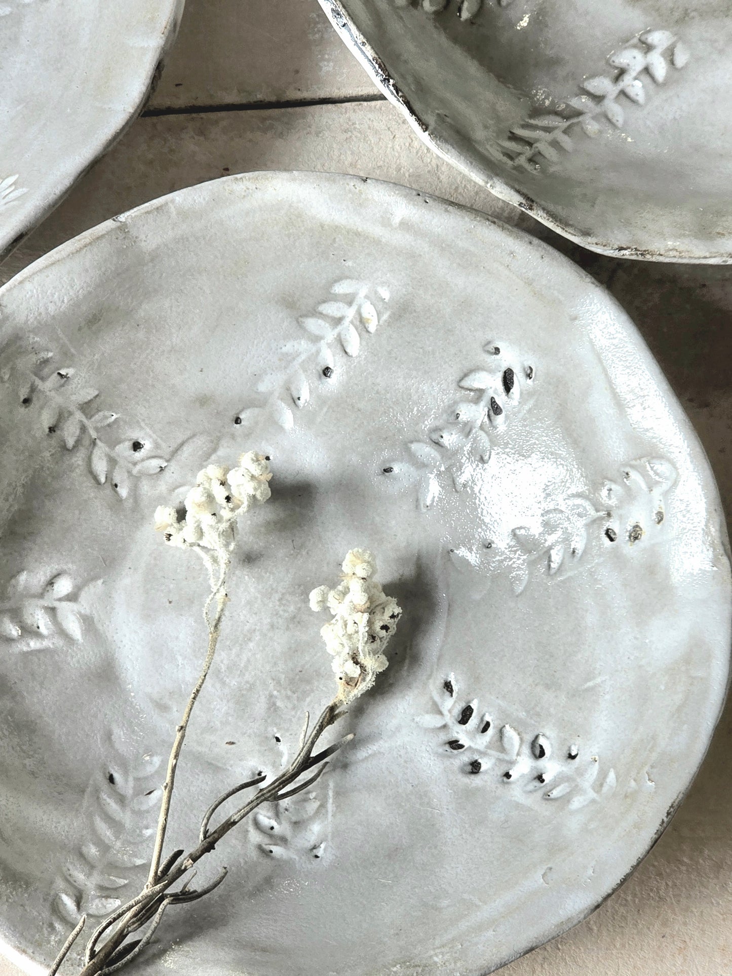 Handmade Organic Ceramic Bowl | Leaf Embossed Pottery Bowl | Oatmeal White Glaze | Cereal, Pasta, Rice, Dessert Bowl | Unique Rustic Kitchenware | Gift Idea