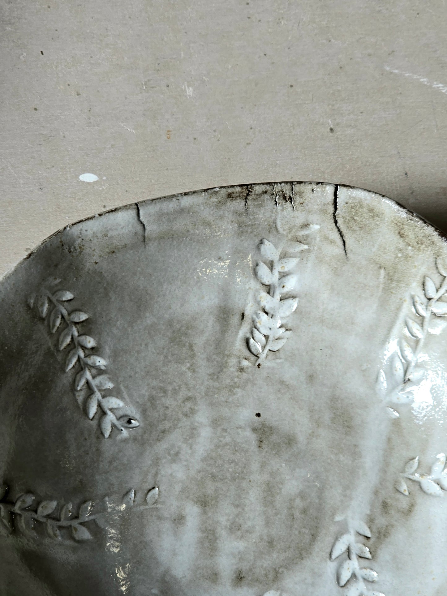 Handmade Organic Ceramic Bowl | Leaf Embossed Pottery Bowl | Oatmeal White Glaze | Cereal, Pasta, Rice, Dessert Bowl | Unique Rustic Kitchenware | Gift Idea