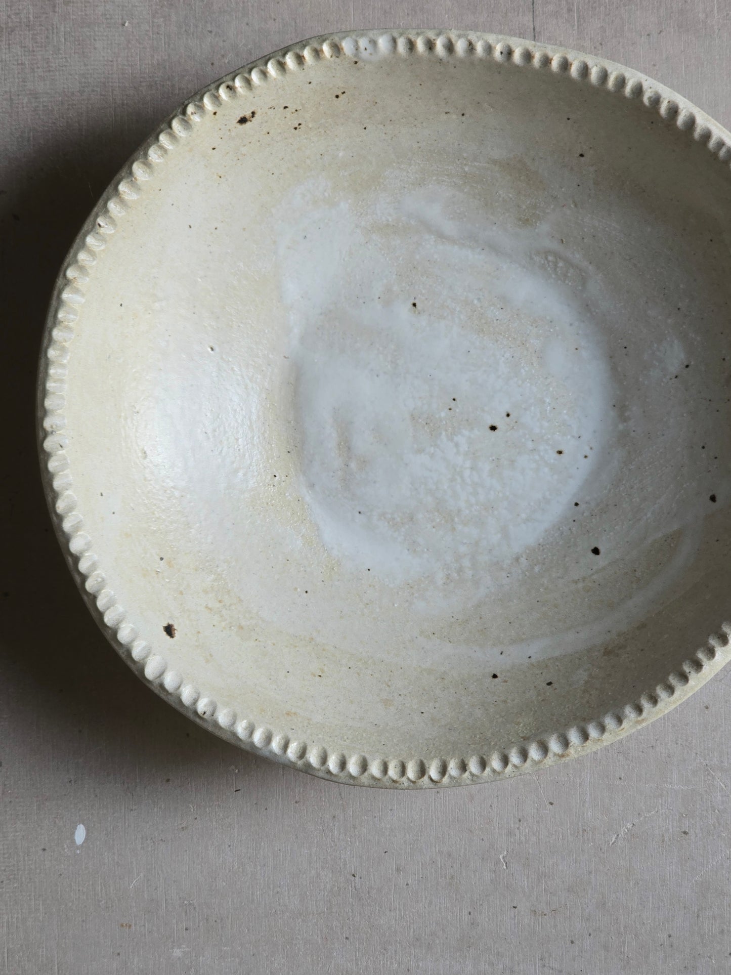 Organic Ceramic Bowl – Handmade Taupe, Caramel & White Glaze with Natural Clay Details, 19cm