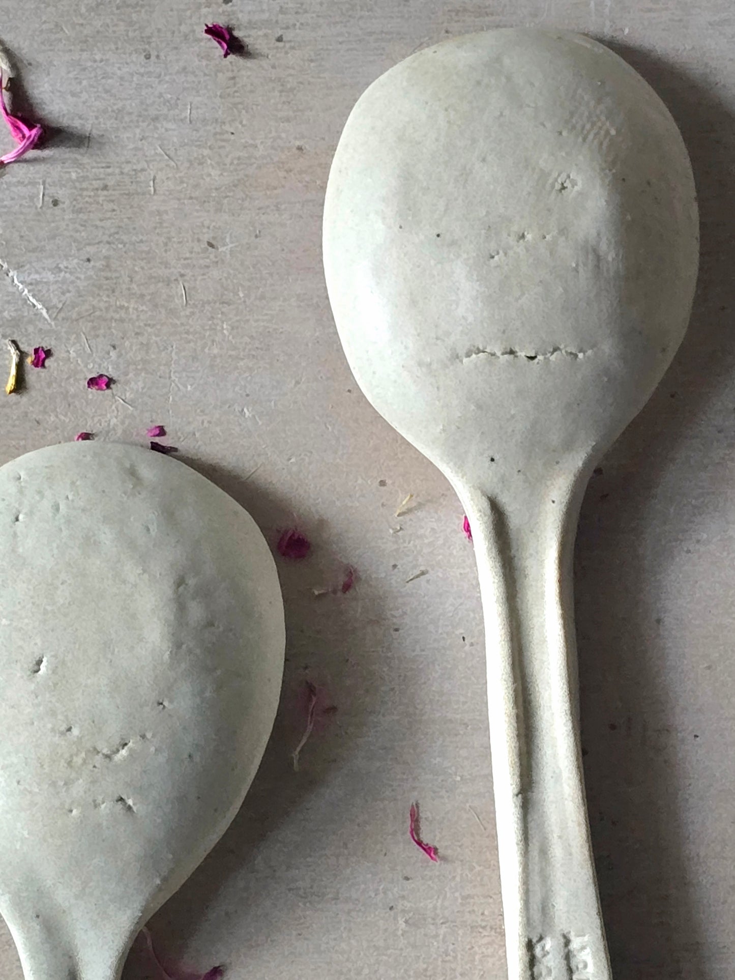 Handmade Ceramic Grateful Spoon – Oatmeal Glaze with Hanging Hole | Rustic Kitchen Gift
