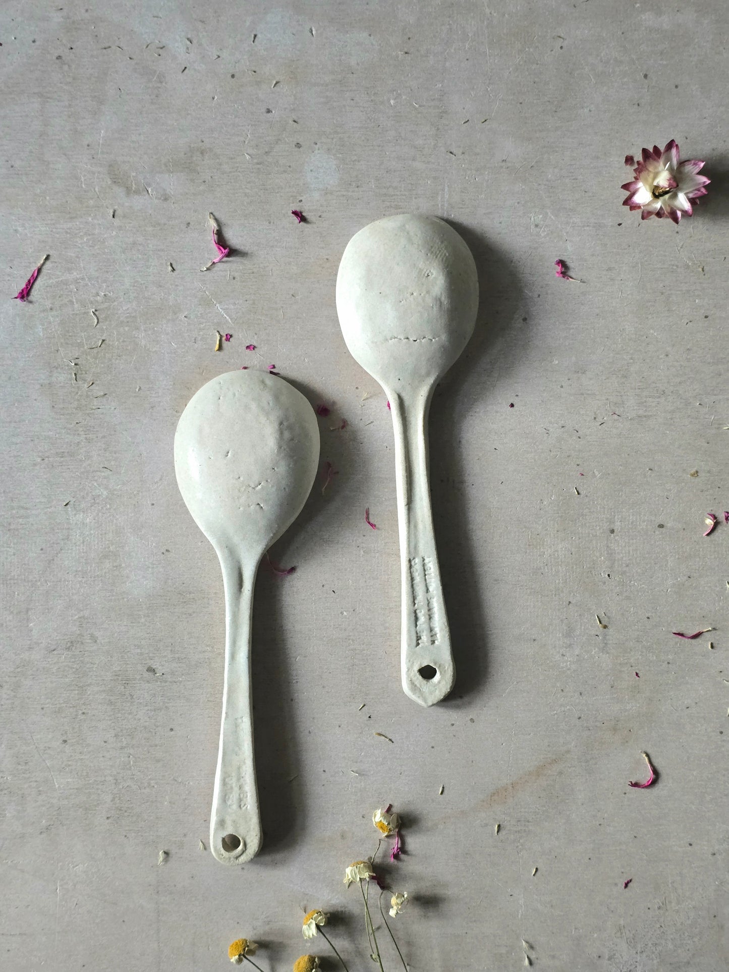 Handmade Ceramic Grateful Spoon – Oatmeal Glaze with Hanging Hole | Rustic Kitchen Gift