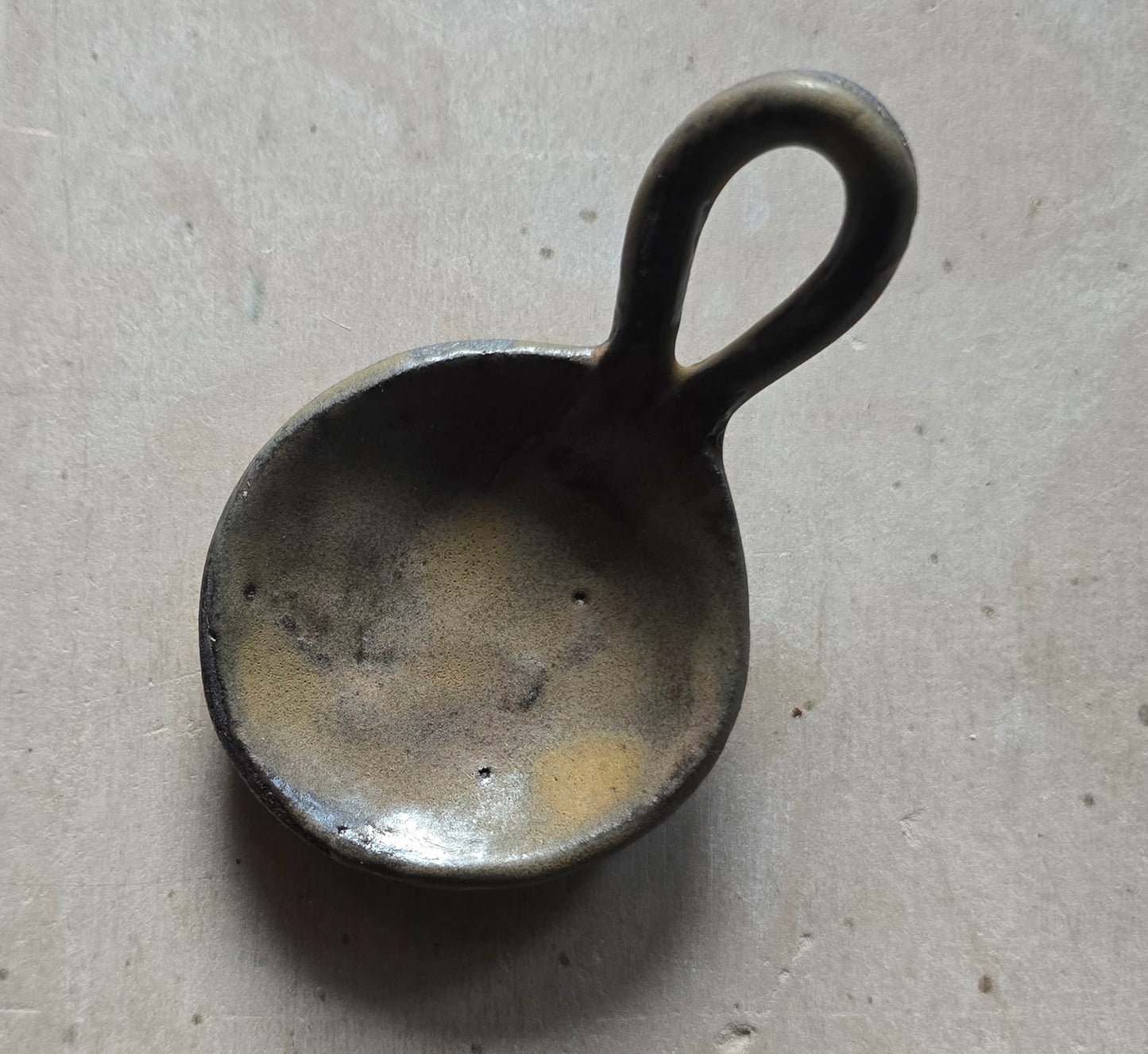 Rustic Handmade Trinket Tray with Handle – Ceramic Ring Dish, Tealight Holder, Mini Hanging Tray