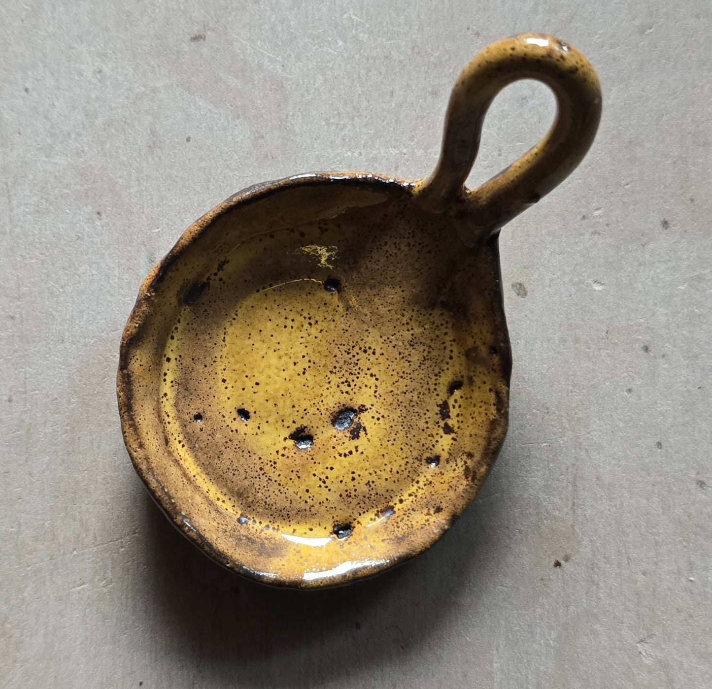 Rustic Handmade Trinket Tray with Handle – Ceramic Ring Dish, Tealight Holder, Mini Hanging Tray