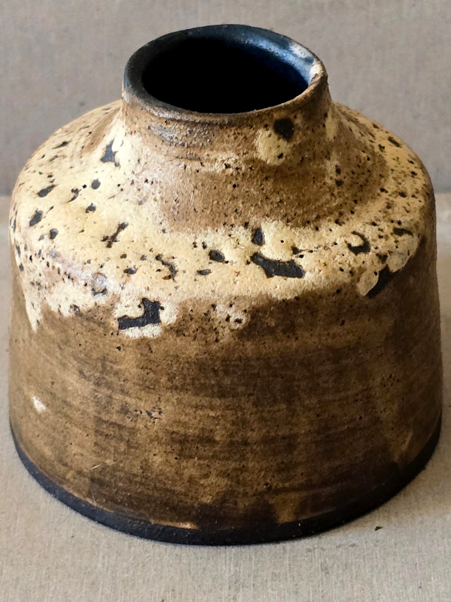 Handmade Caramel Brown Bud Vase – Black Clay Mini Vase with Latte Glaze Accents | Discounted Due to Cosmetic Base Flaws