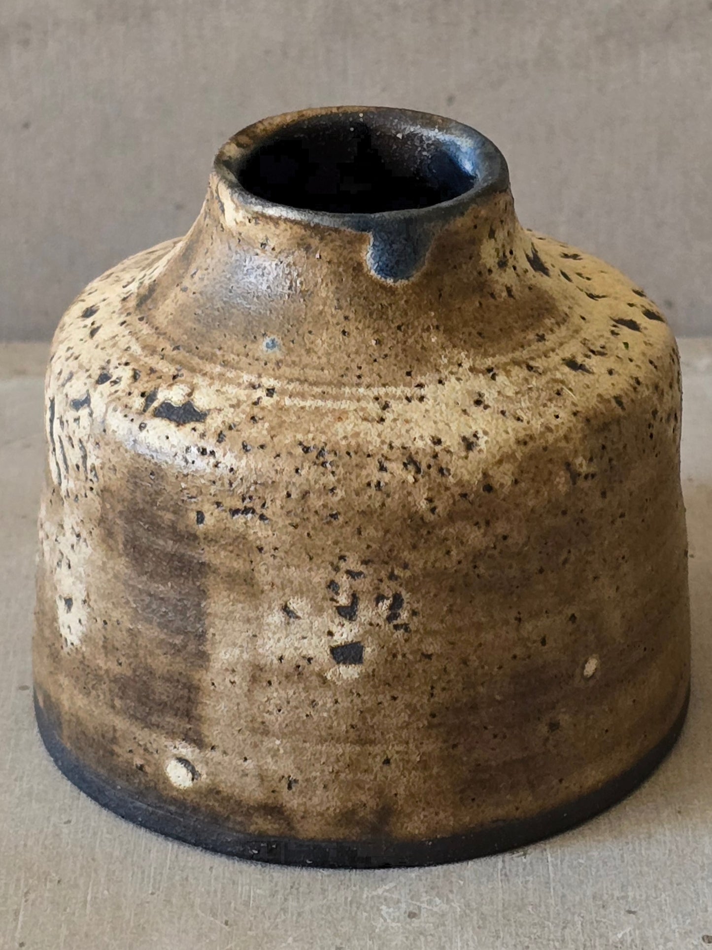 Handmade Caramel Brown Bud Vase – Black Clay Mini Vase with Latte Glaze Accents | Discounted Due to Cosmetic Base Flaws
