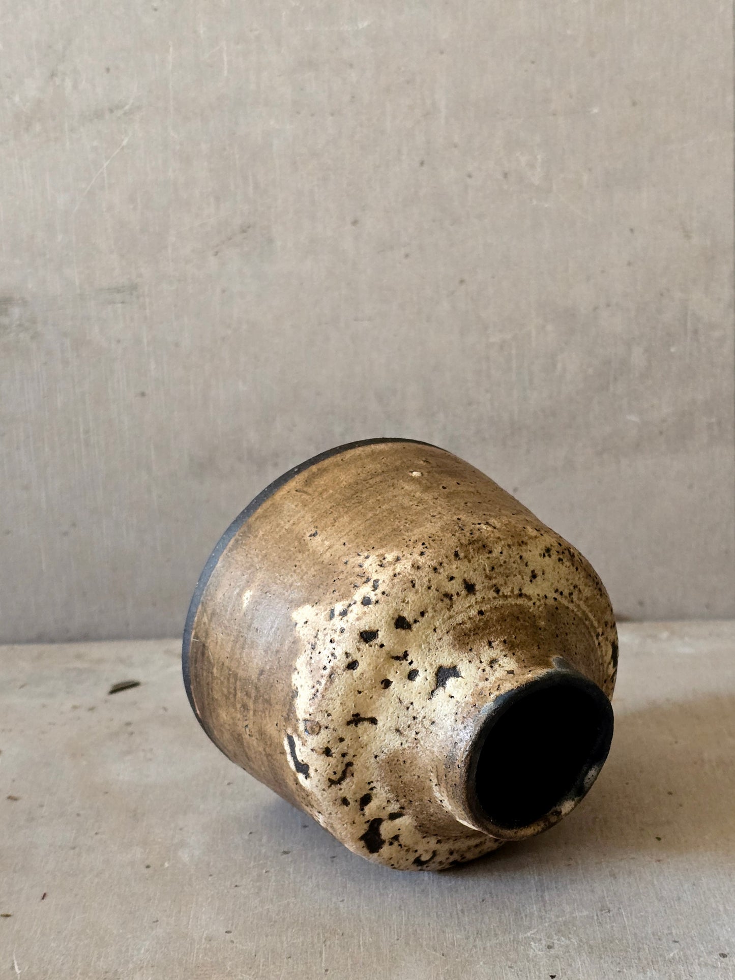 Handmade Caramel Brown Bud Vase – Black Clay Mini Vase with Latte Glaze Accents | Discounted Due to Cosmetic Base Flaws