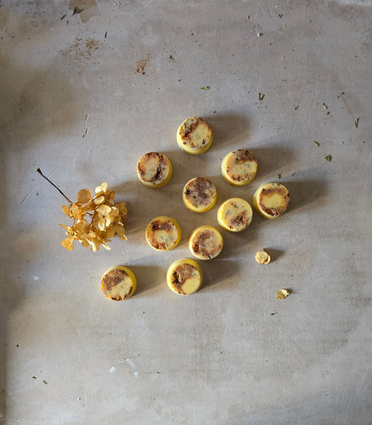 Solace – Sweet Spice & Citrus Soy Wax Melt with Essential Oils & Botanicals | Cube or Tablet