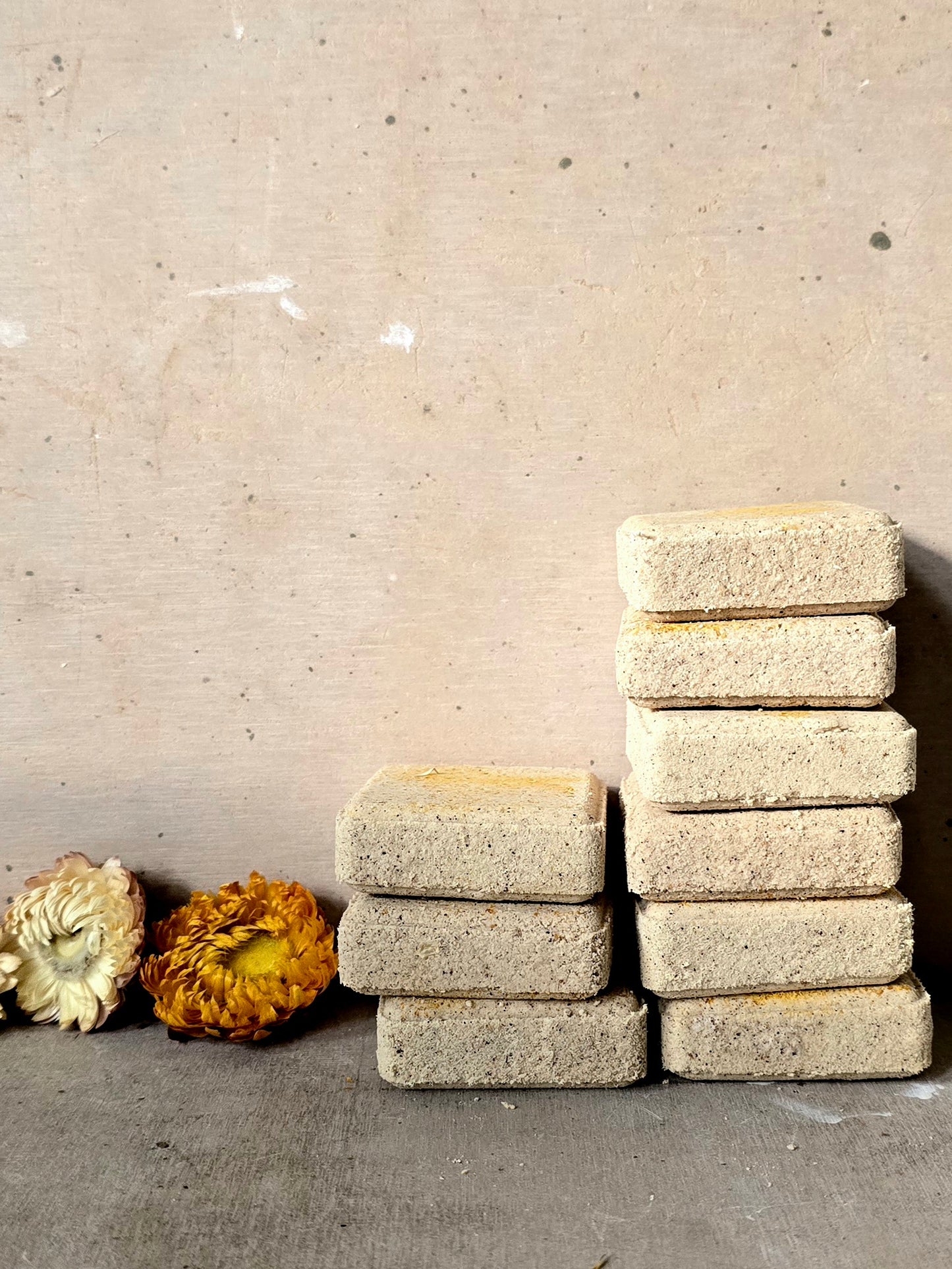 Home - Warm Spice Aromatherapy Shower Steamers – Handcrafted with Cinnamon, Clove, Orange & Aniseed | Pure Essential Oils | Home Spa Experience