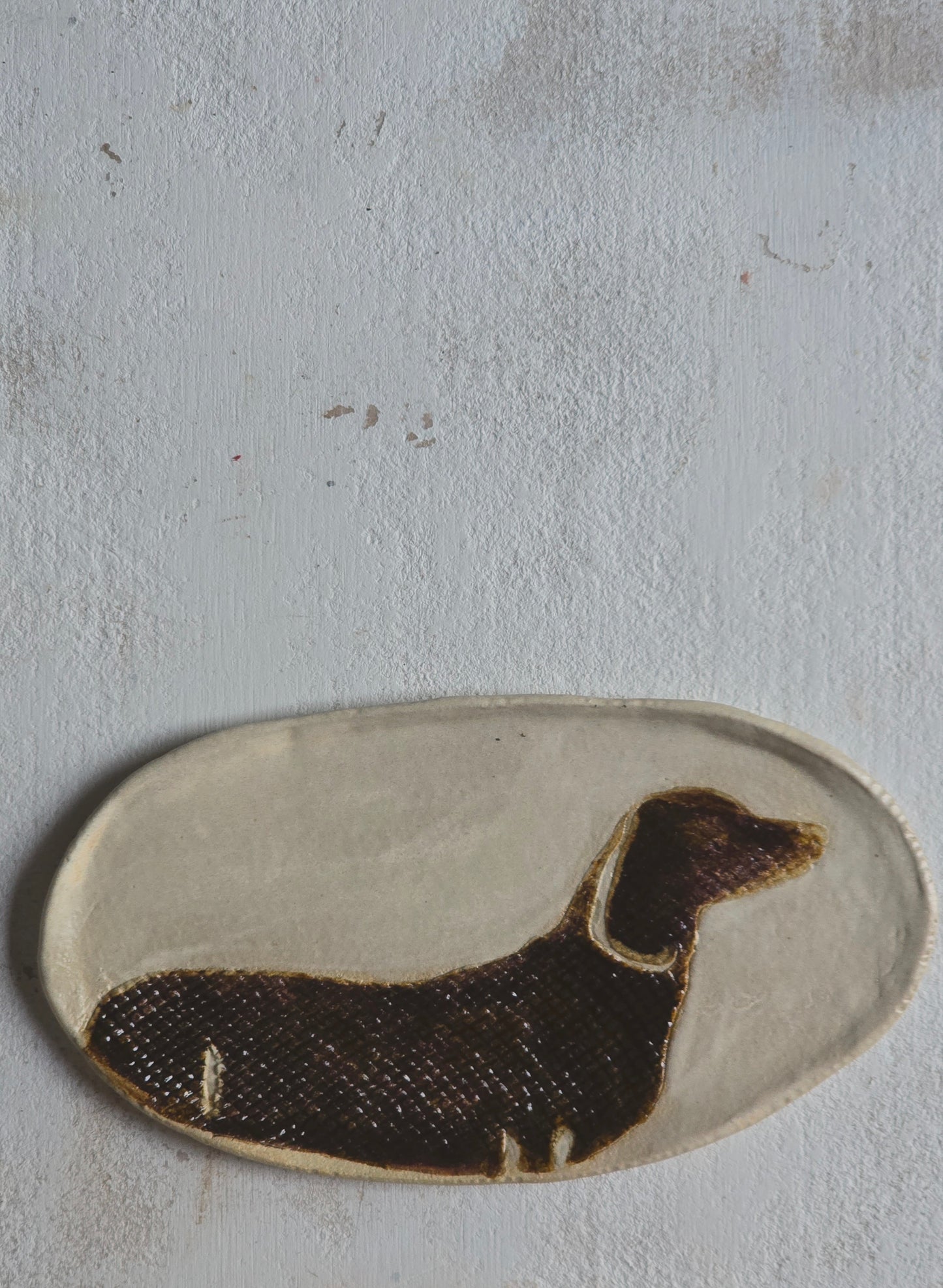 “Meet Jack” – The Dachshund Dish | Handcrafted Oval Stony Beige Snack & Trinket Plate