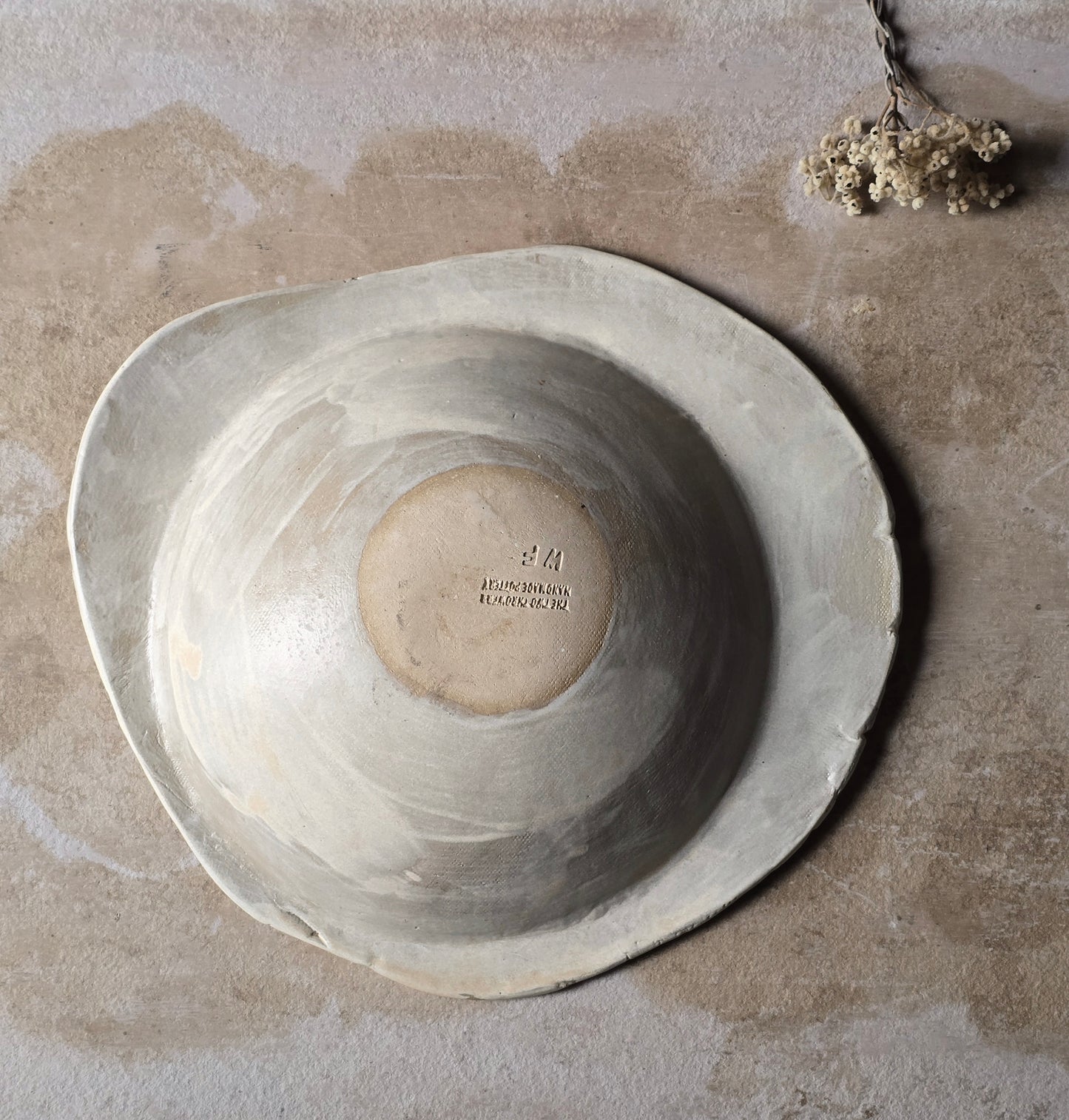 Organic Rim Round Bowl | Stony Beige Glaze with Olive & Apricot Accents