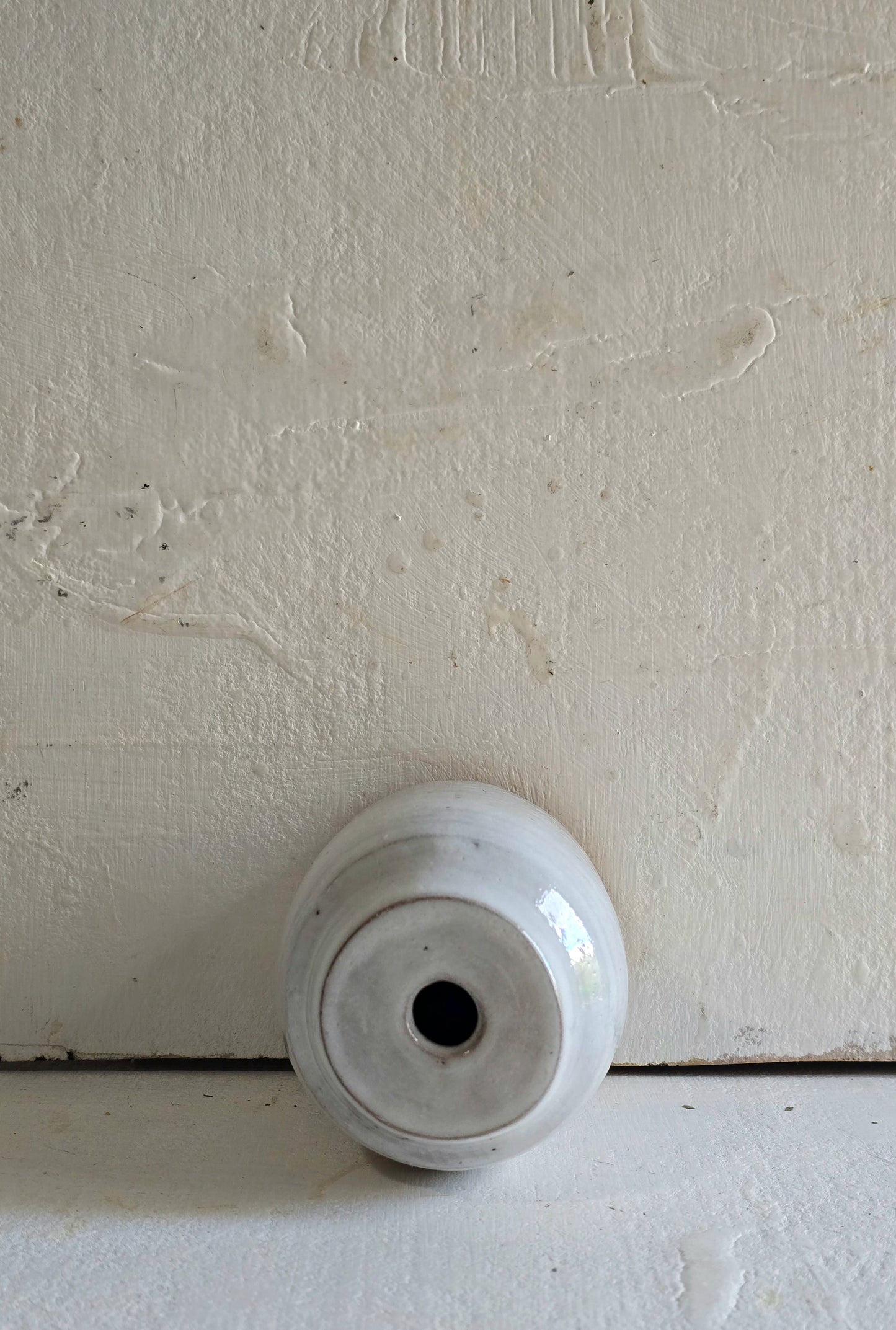 Handbuilt Terracotta Vase – Silky White Glazed Sculptural Form