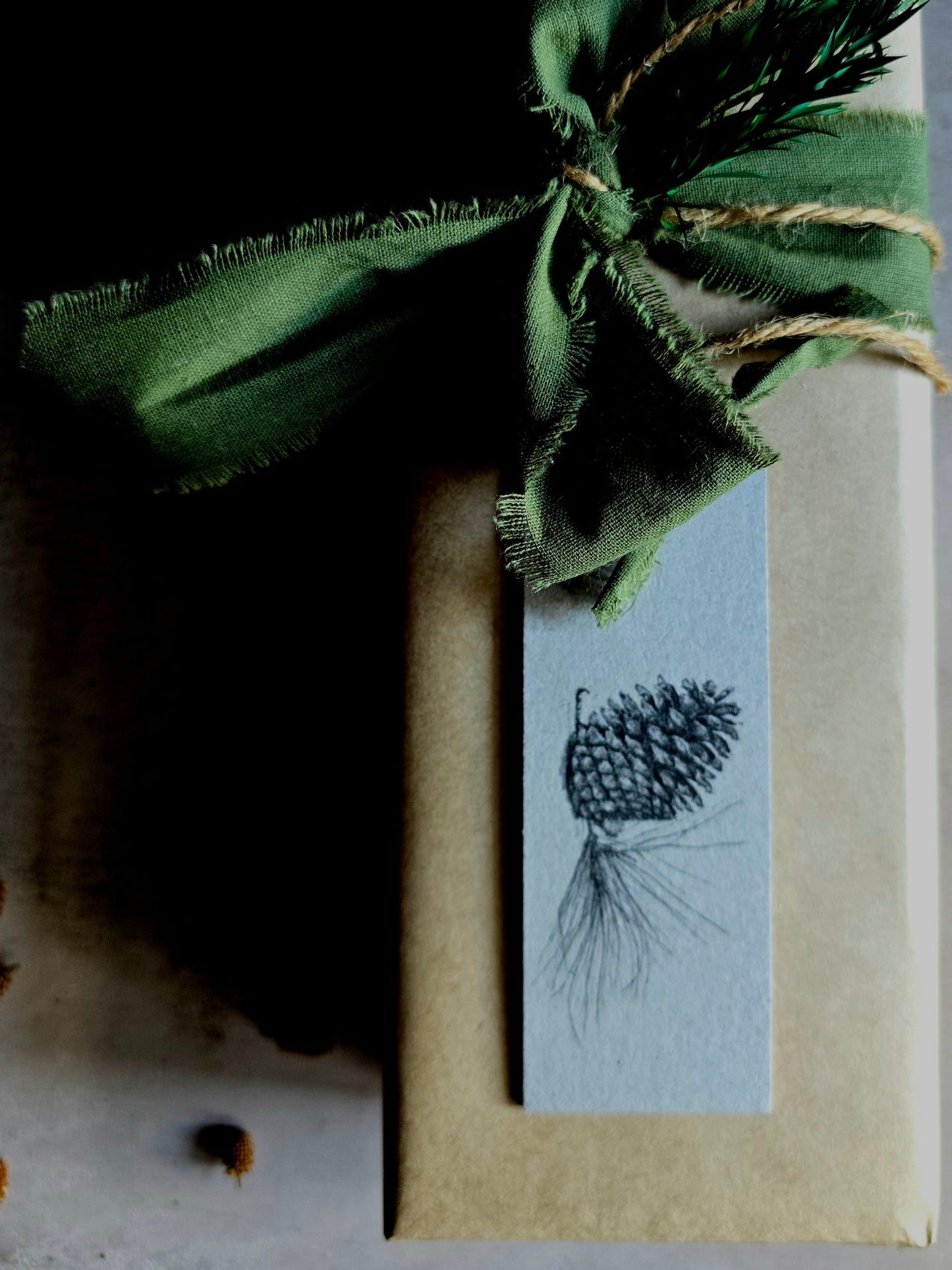 Pine Cone Kraft Gift Tag — Thick Rustic Cardstock, Minimalist Woodland Design