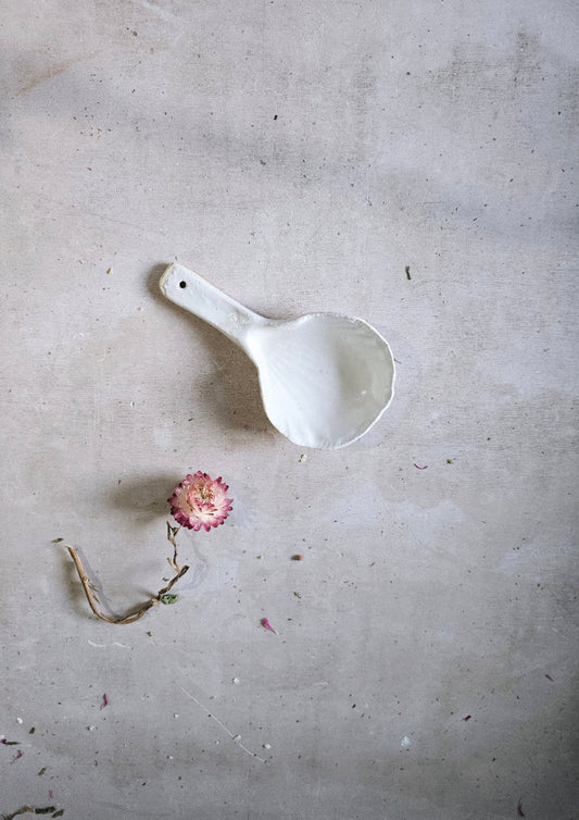 Handcrafted Ceramic Scoop – Shell Imprint Design in Milky White Satin Glaze Finish