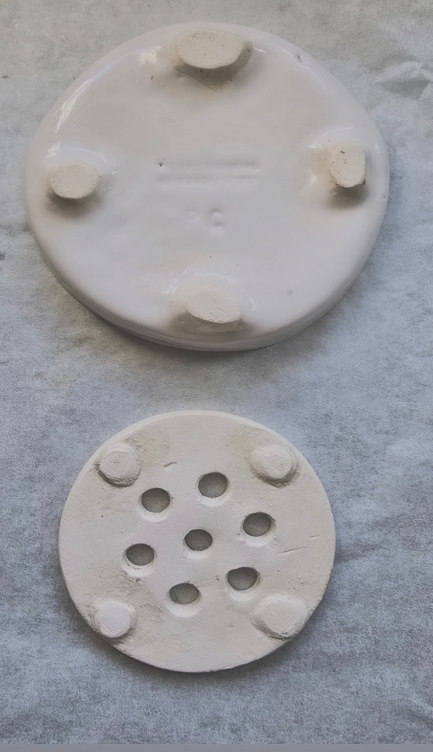 Milky White Stoneware Soap Dish with Drainage Tray – Handmade, Organic Shape, Seconds Quality