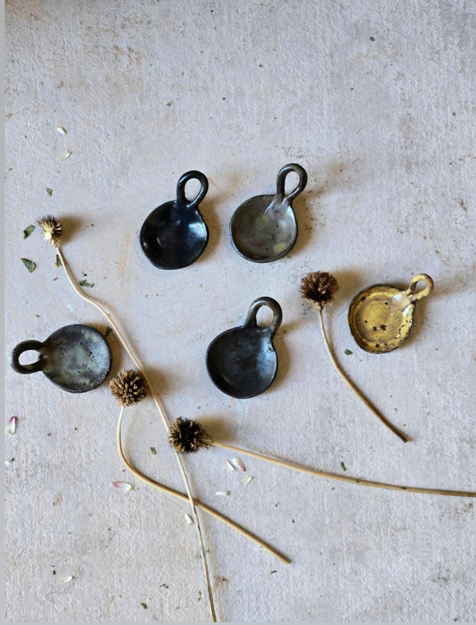 Rustic Handmade Trinket Tray with Handle – Ceramic Ring Dish, Tealight Holder, Mini Hanging Tray