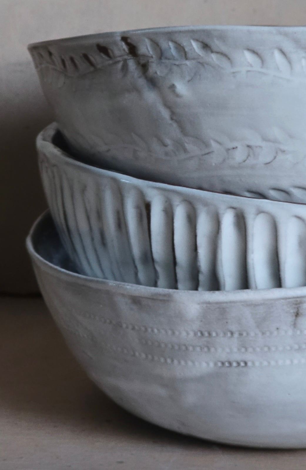 Handmade Mahogany Clay Bowls – Glossy White Glaze with Imprinted Decorative Designs (Leaf, Stitch, Scribed)