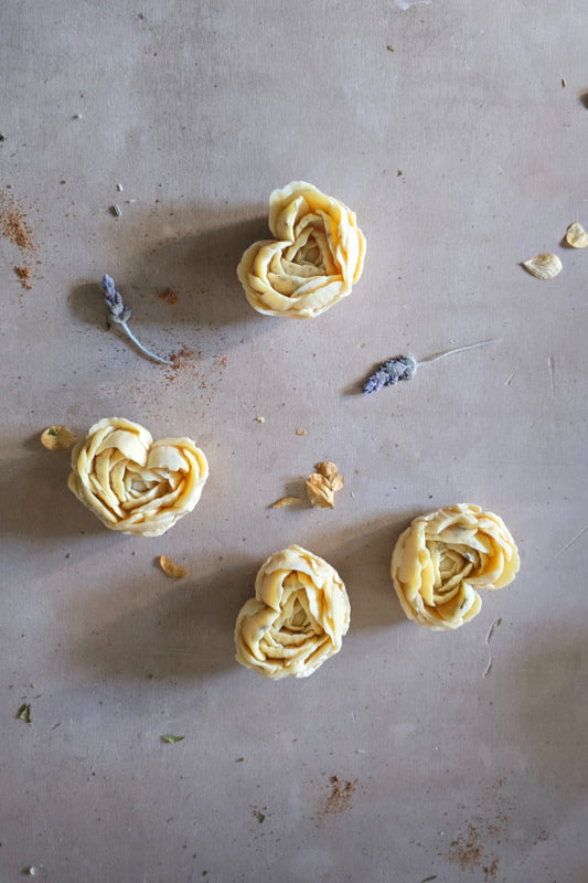 Comfort Soy Wax Melts – Lavender, Cedarwood & Patchouli | Strong Scented Heart-Shaped Melts | Essential Oil Aromatherapy Gift