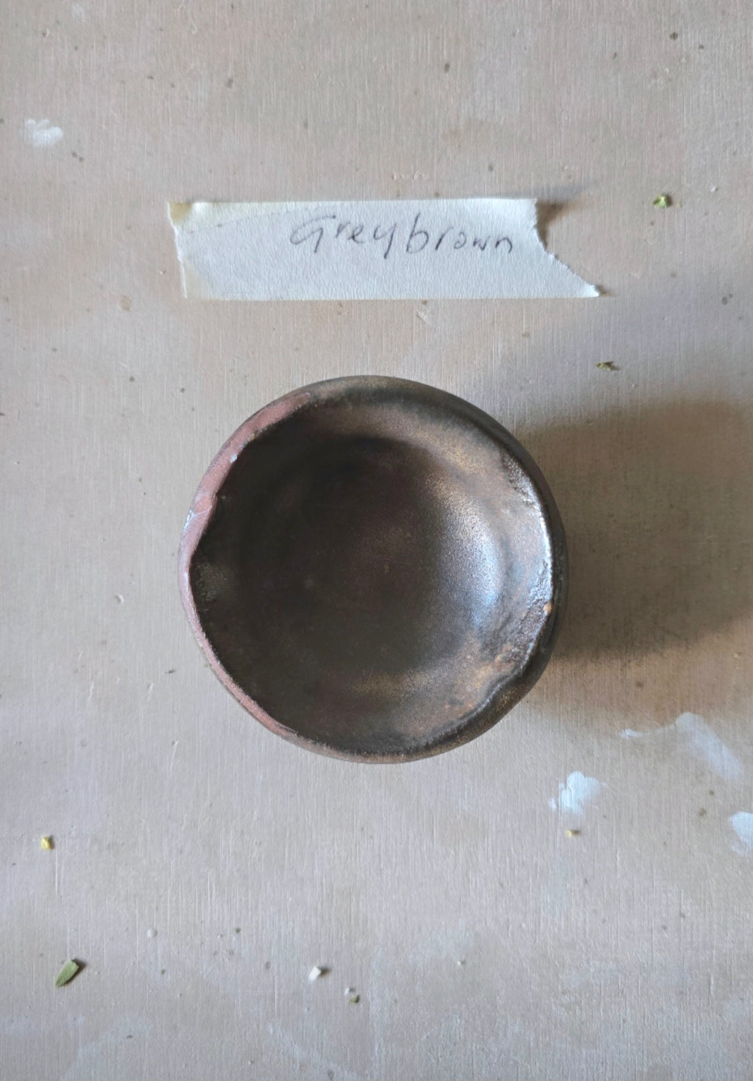 Handcrafted Ceramic Pinch Pots – Mahogany Clay with Mixed Glazes & Botanical Imprints