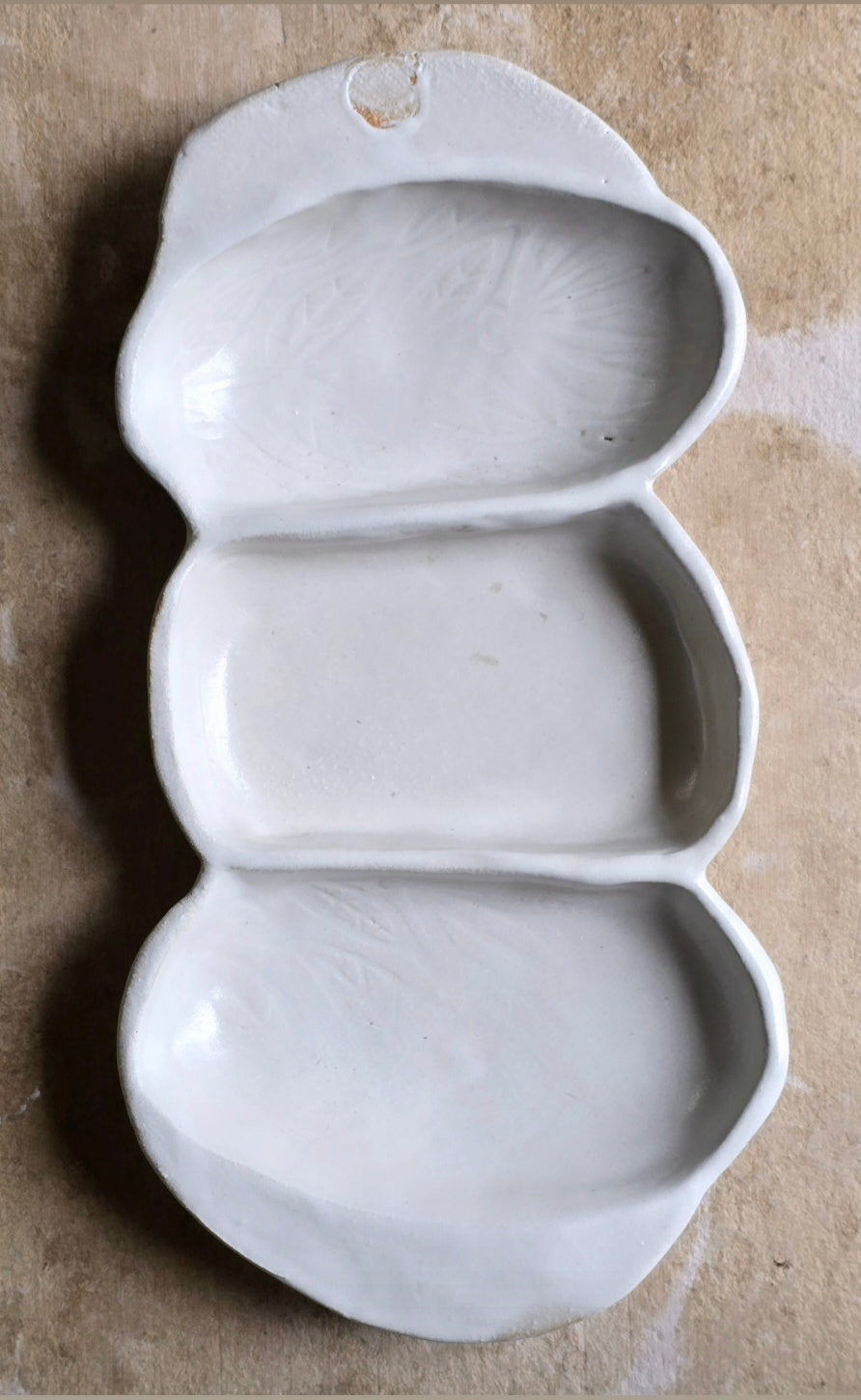 Soft Grey-White Three-Section Serving Dish | Handcrafted Ceramic Platter with Organic Form