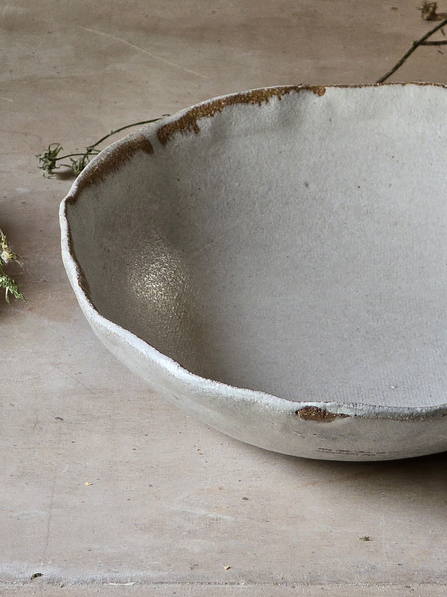 Sheer white Soft grey salad bowl/serving dish