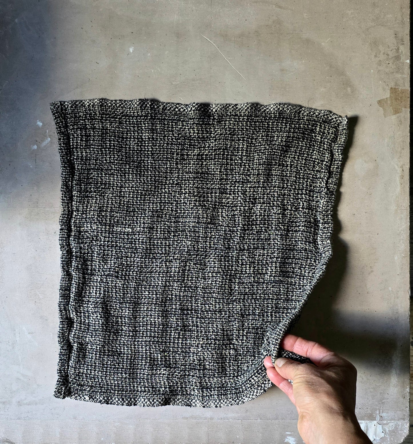 natural & black heavy mesh wash cloth