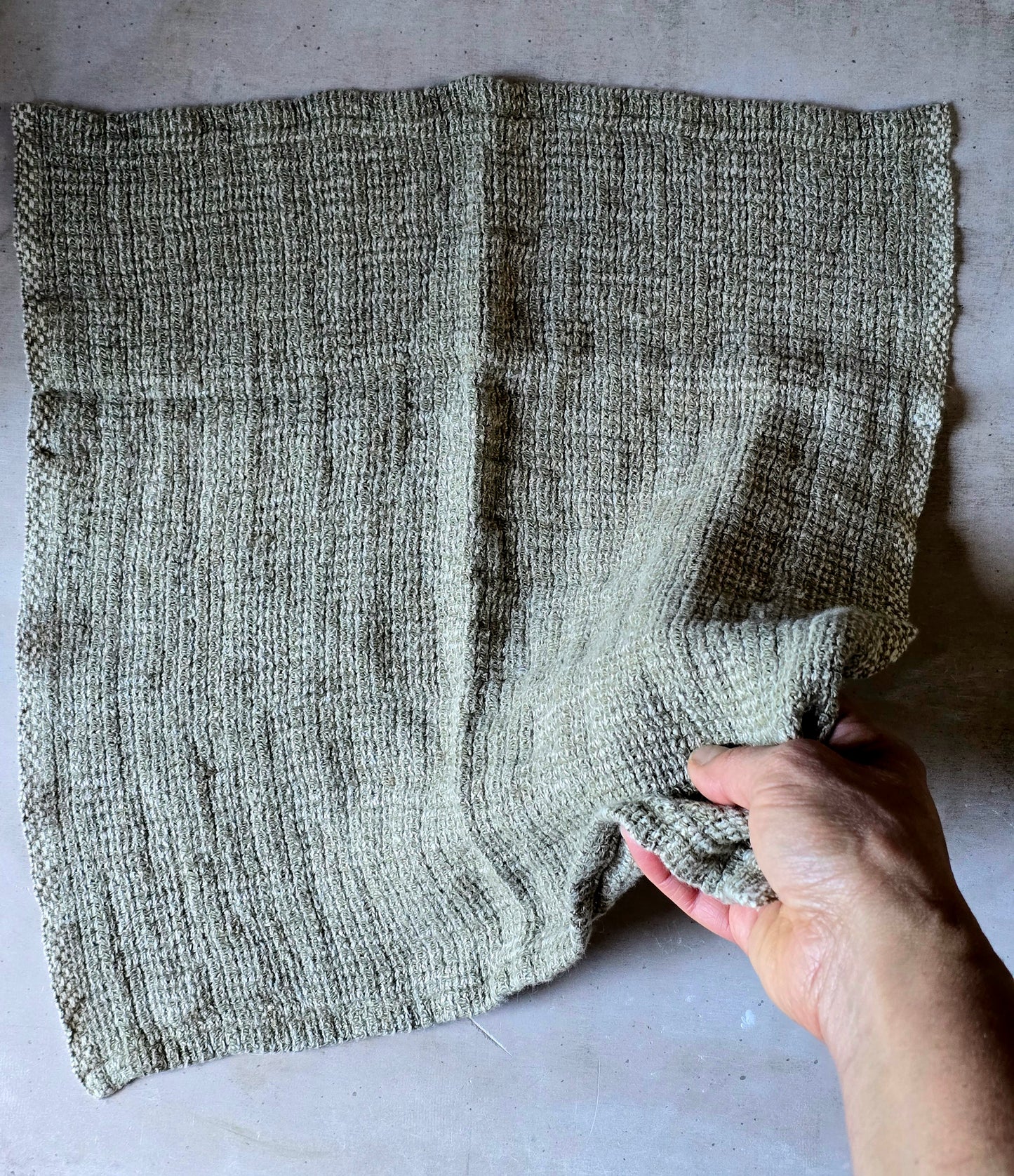 olive heavy mesh linen wash cloth