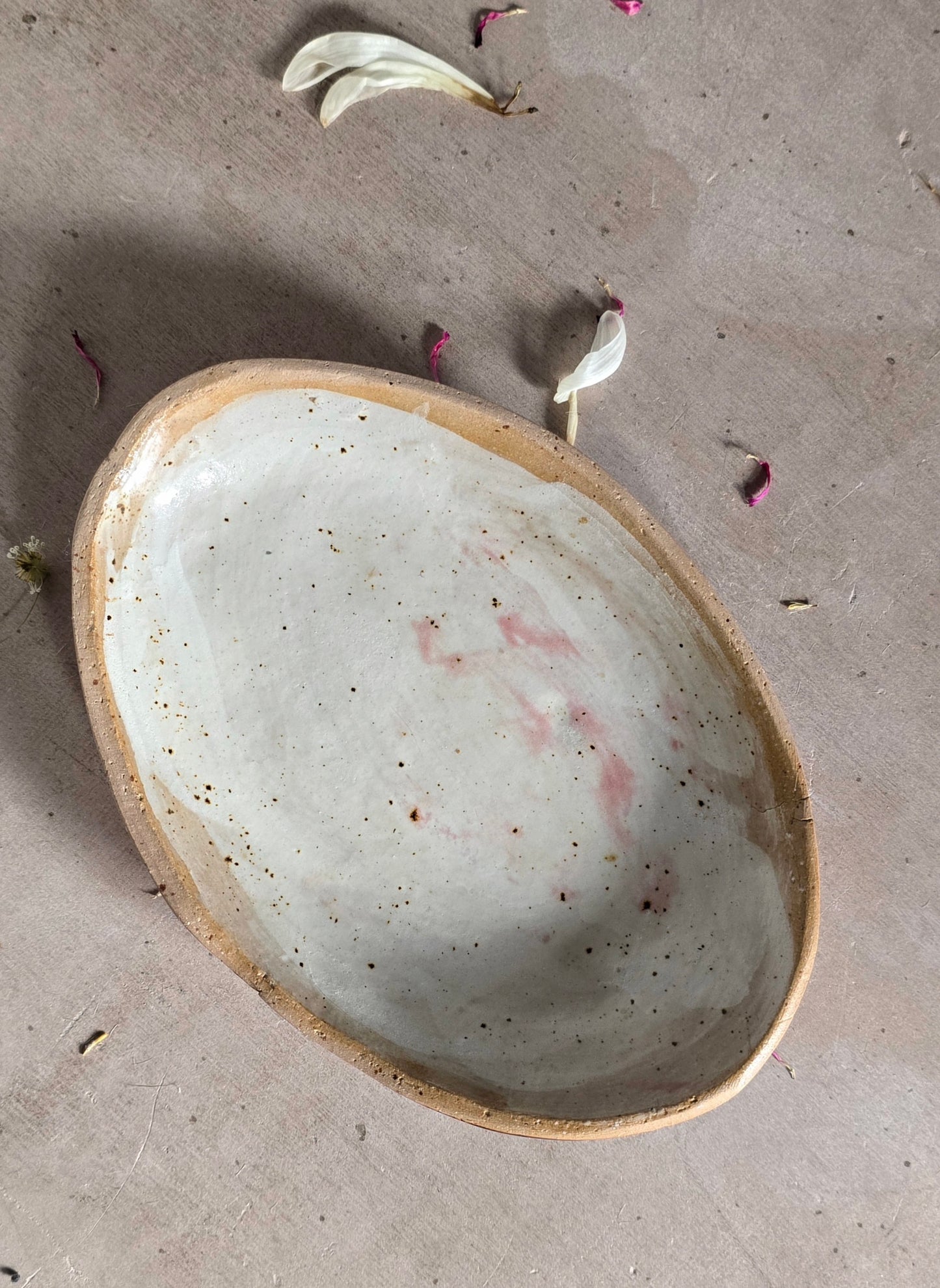 Handcrafted Small Oval Ceramic Dish – White & Plum Glaze with Raw Buff Clay Edges – Unique Rustic Bowl for Serving, Decor & Gifting
