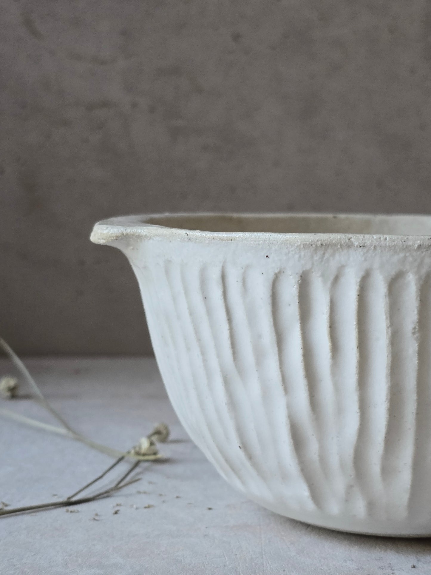 Handmade Stoneware Bowl with Handles – White Milky & Latte Glaze | Rustic Farmhouse Mixing & Serving Bowl