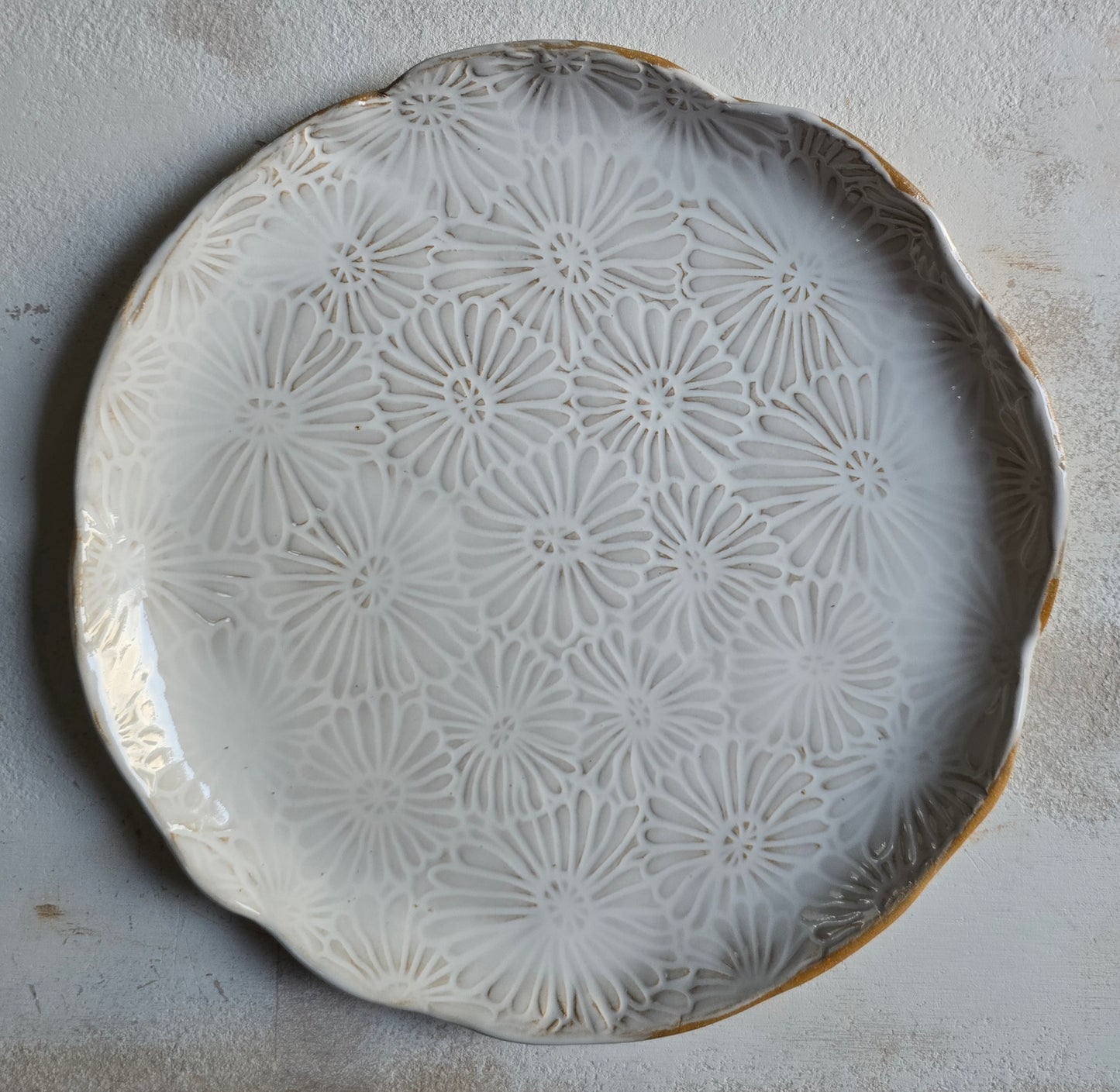 Handcrafted Daisy-Embossed Ceramic Serving Platter | White Glaze over Biscuit Clay | Timeless Entertaining & Family Serveware