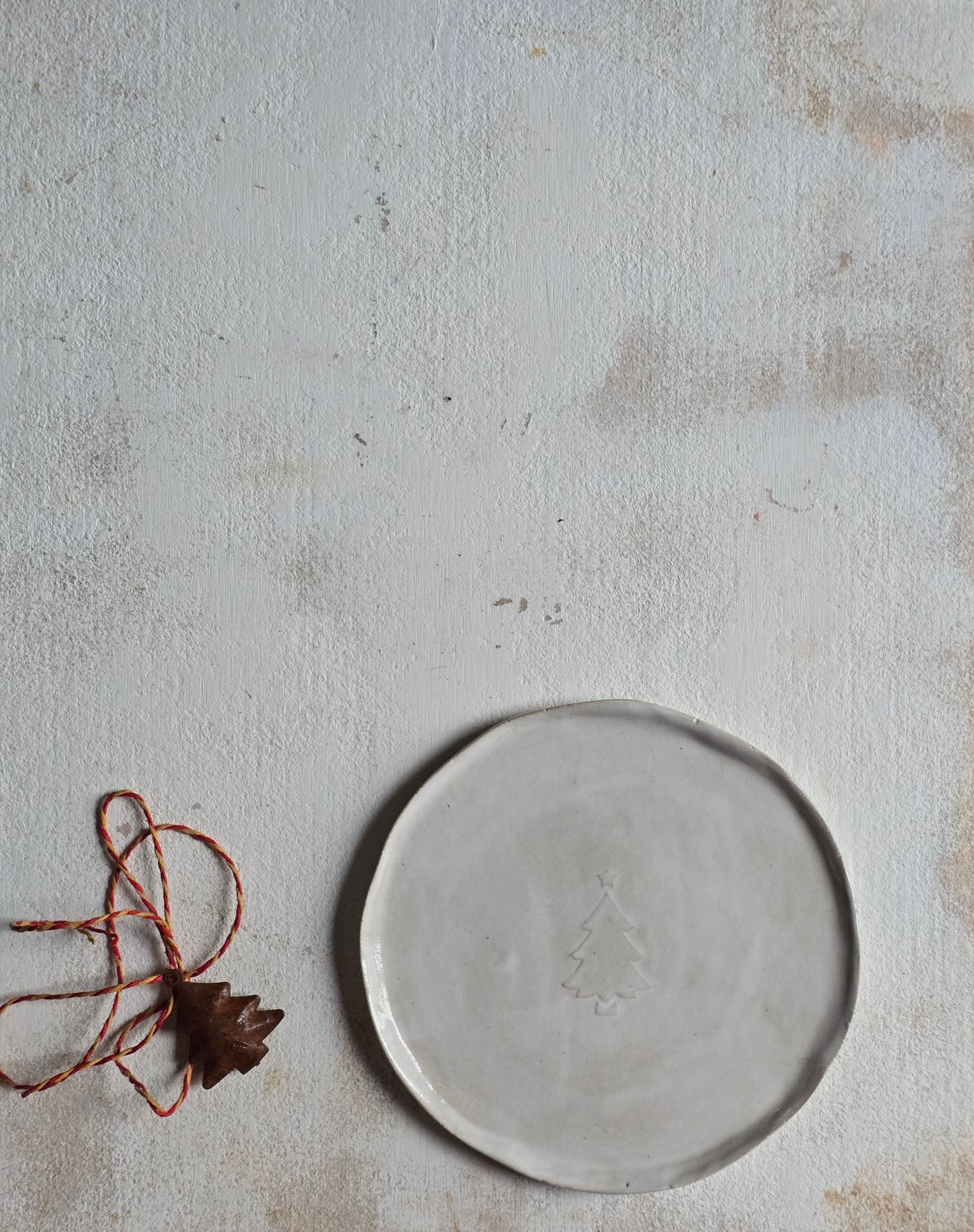 Handcrafted Ceramic Christmas Tree Plate | Soft White over Grey Clay | Festive Serving or Decorative Gift