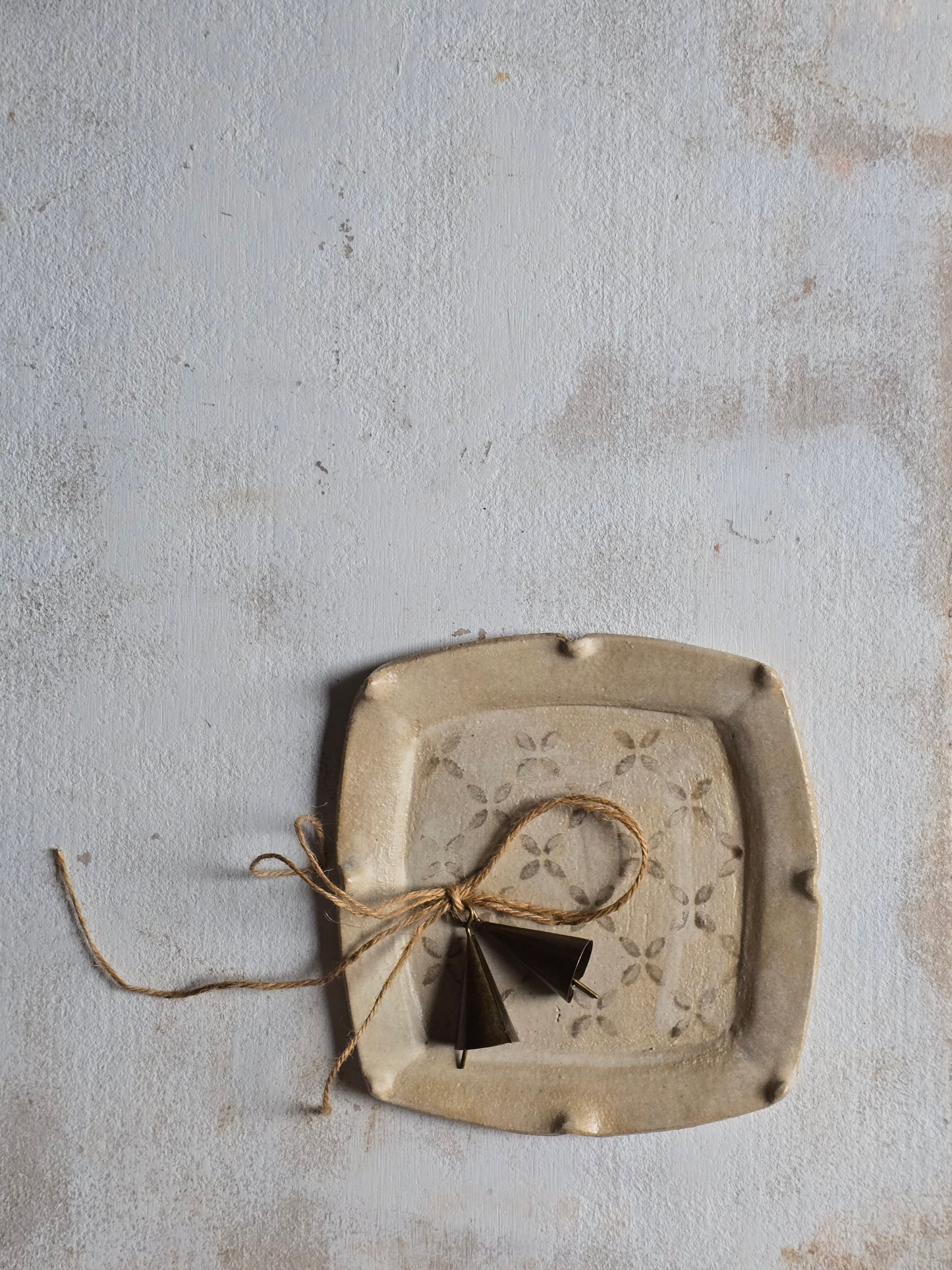 Handcrafted Fluted Square Plate — Olive Daisy on Stony Beige