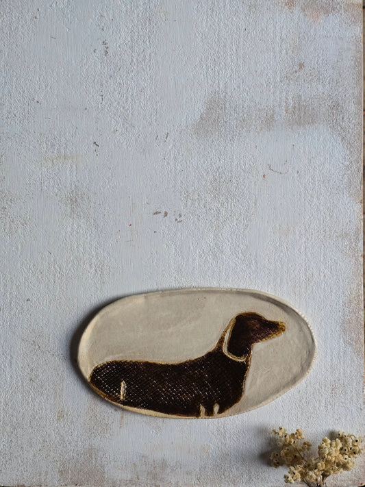 “Meet Jack” – The Dachshund Dish | Handcrafted Oval Stony Beige Snack & Trinket Plate