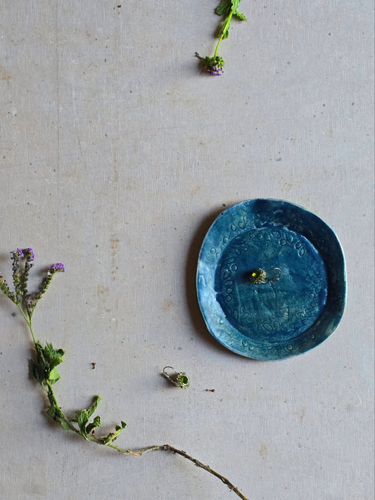 Handcrafted Ceramic Dish – Blue-Green Brushstroke with Leaf & Bird Imprint (Small Plate or Spoon Rest)