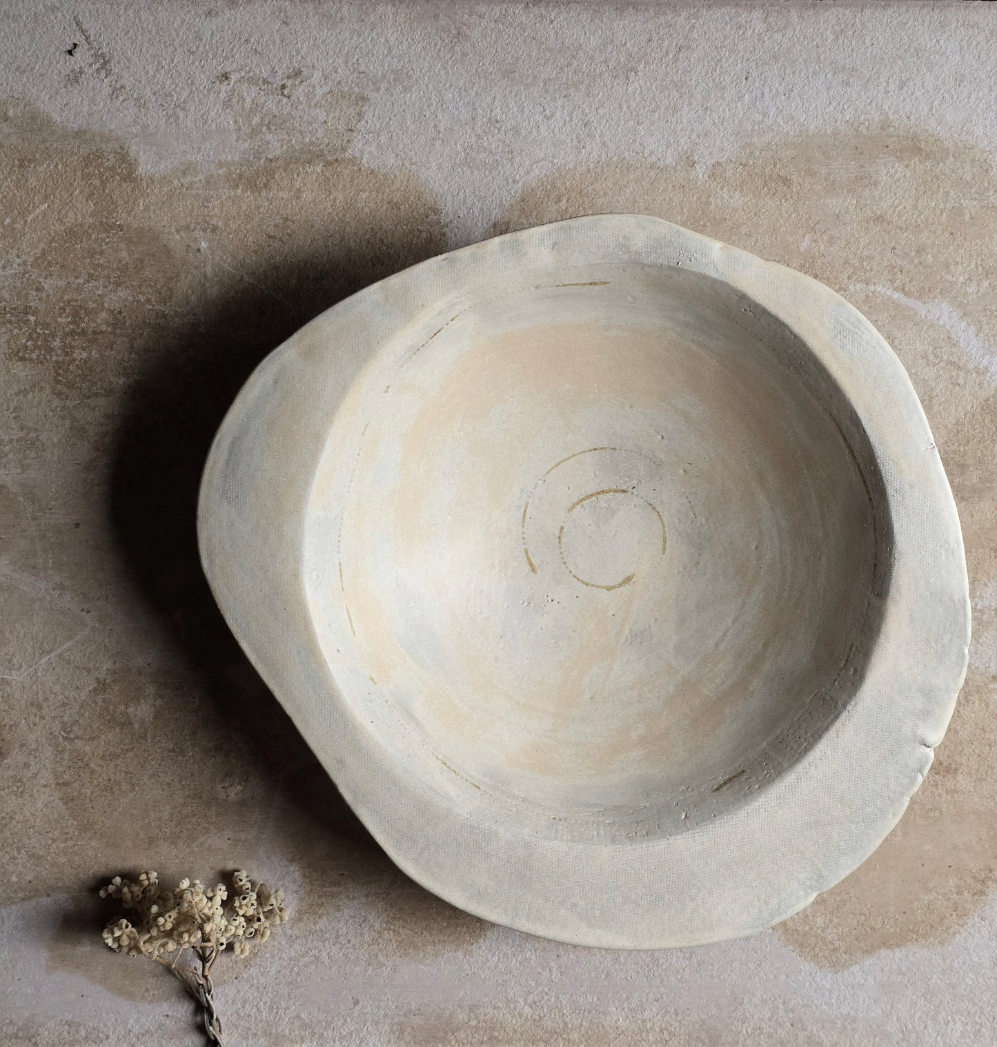 Organic Rim Round Bowl | Stony Beige Glaze with Olive & Apricot Accents