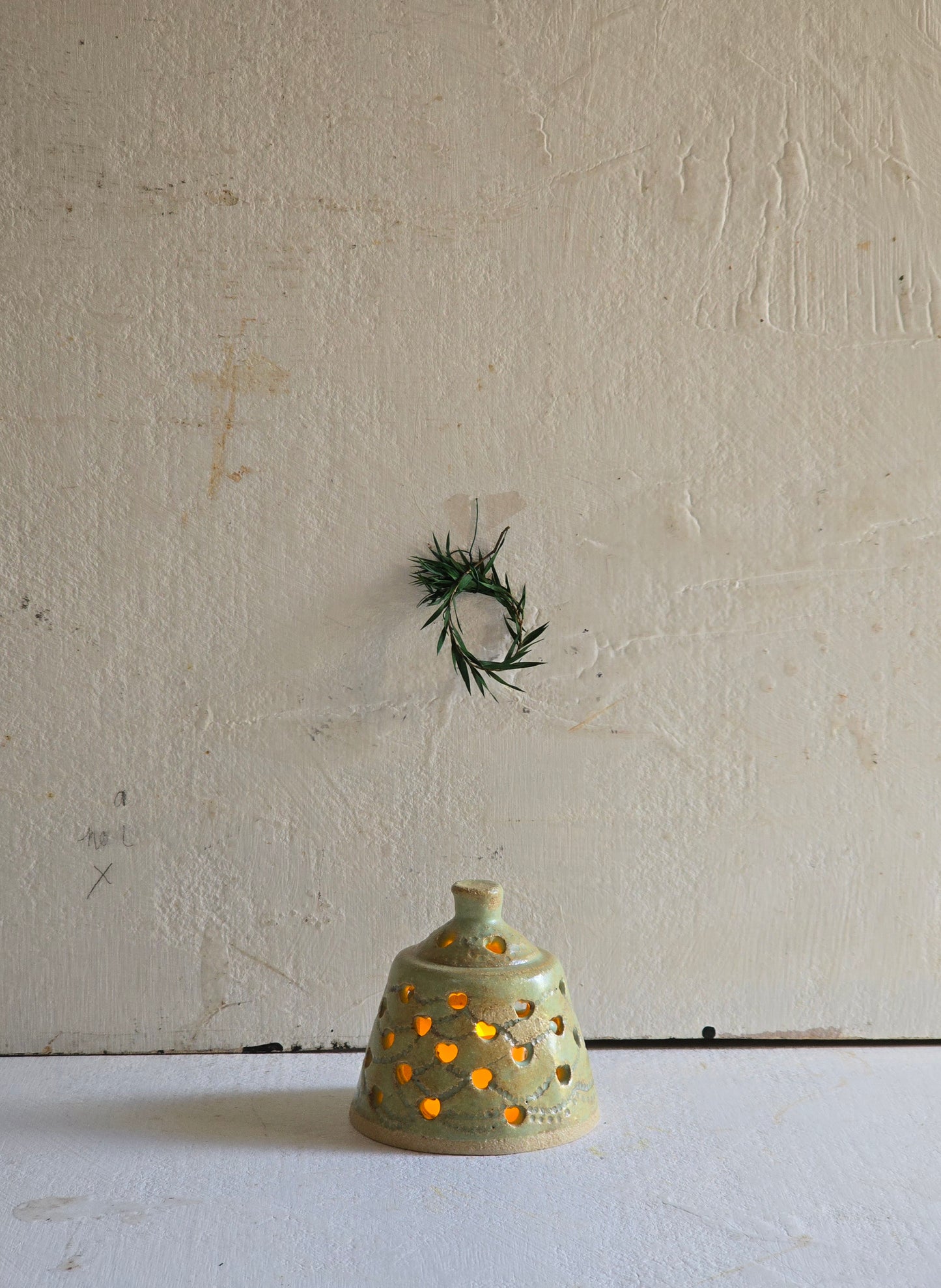 Handcrafted Winter-Green Glow Bell – Scribed Festive Stoneware Light Dome