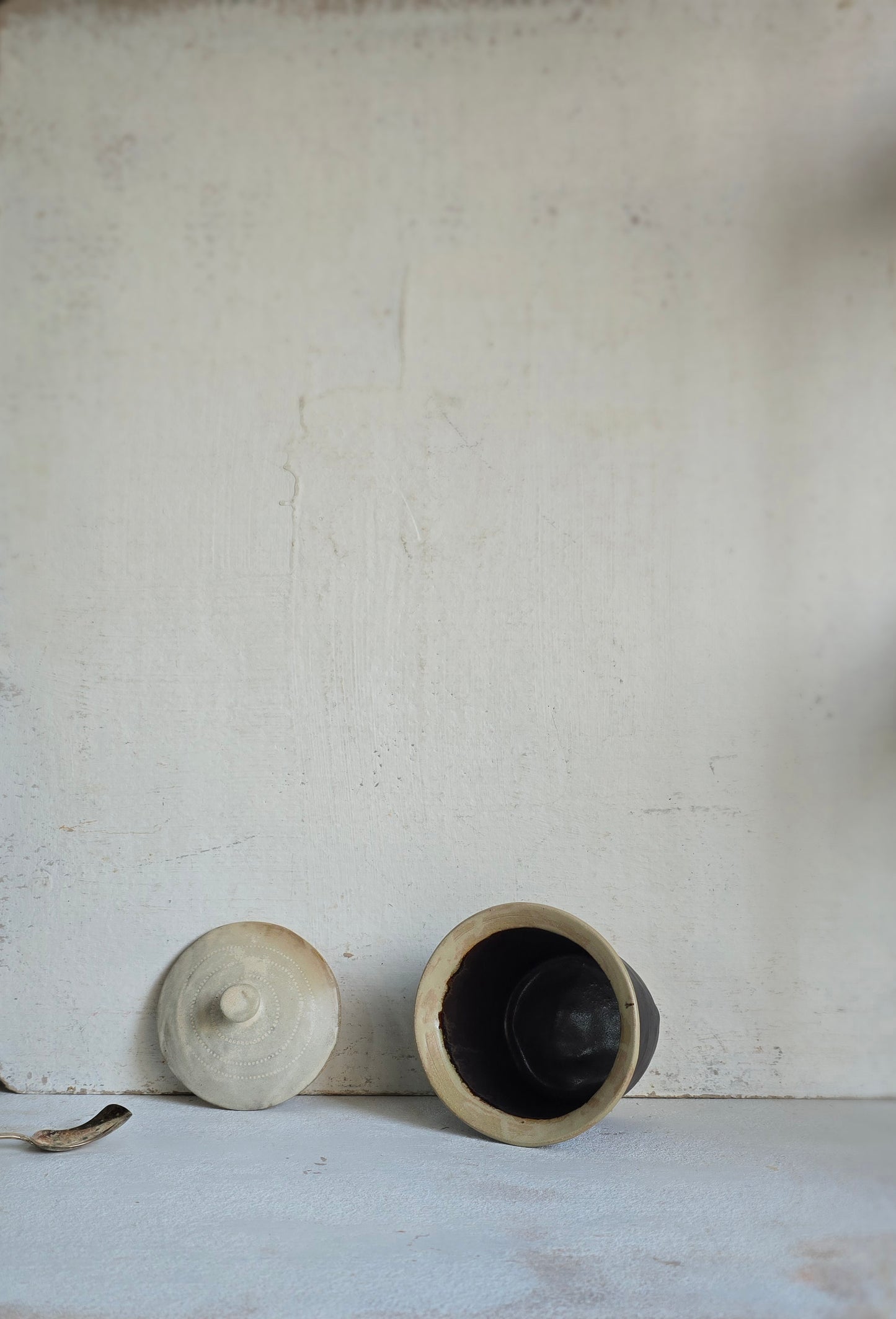 Handcrafted Chocolate-Stone Canister – Rustic Artisan Lidded Keeper