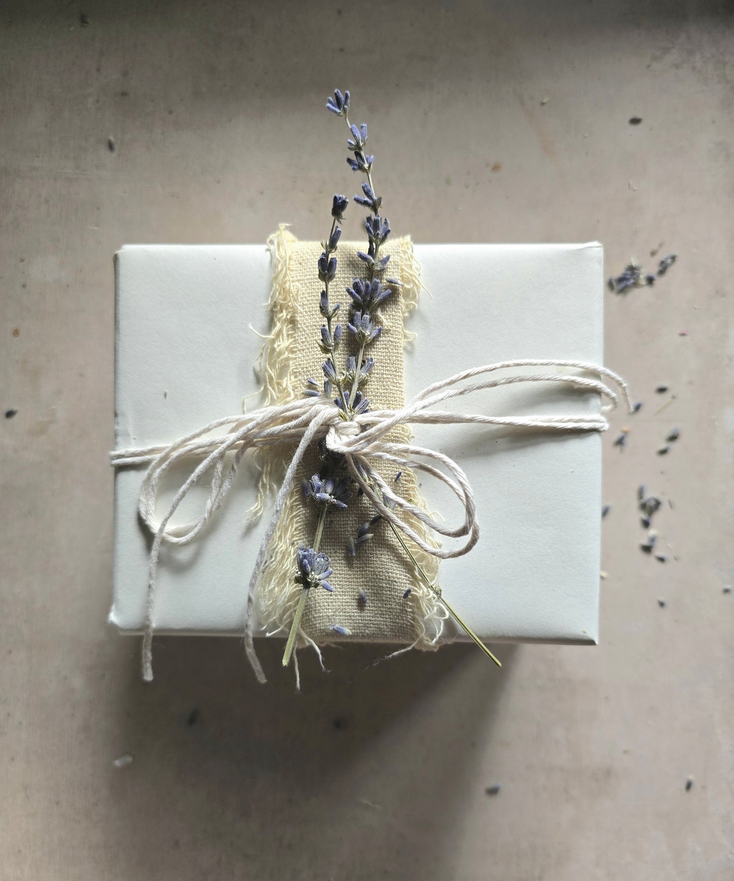 “It’s Peaceful Here” – Artisan Christmas Gift Box