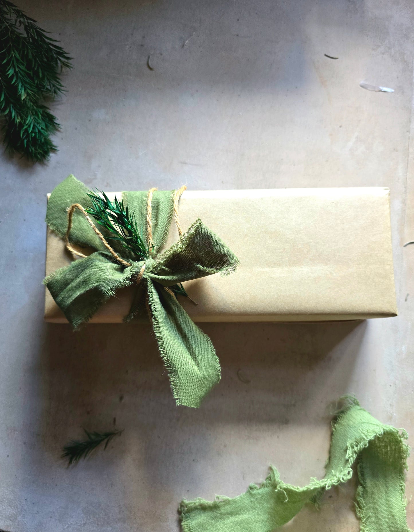 “The Rustic Forest Ritual Gift Box — Earthy Calm for the Everyday”