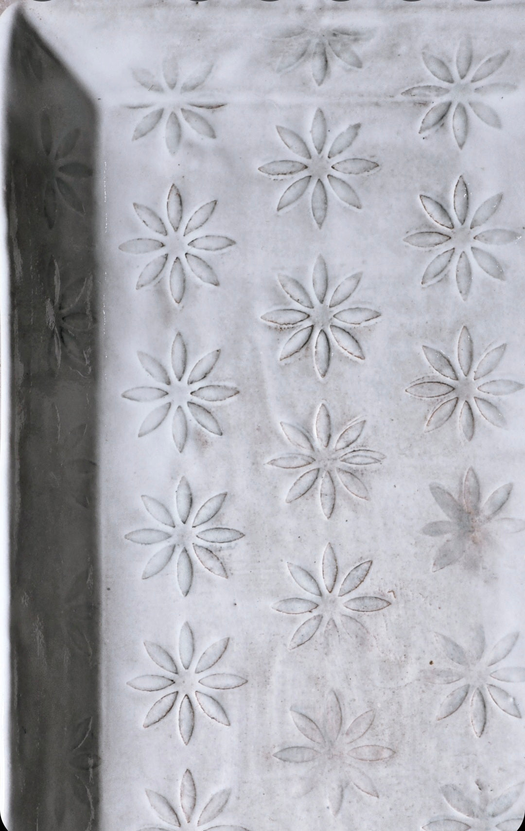 decorative embossed daisy rectangular serving tray