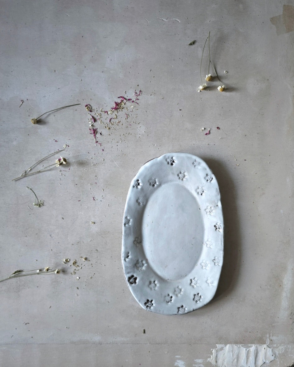 Rectangular Daisy-Stamped Dish – Sheer White Glaze on Rich Mahogany Clay with Raspberry Accents