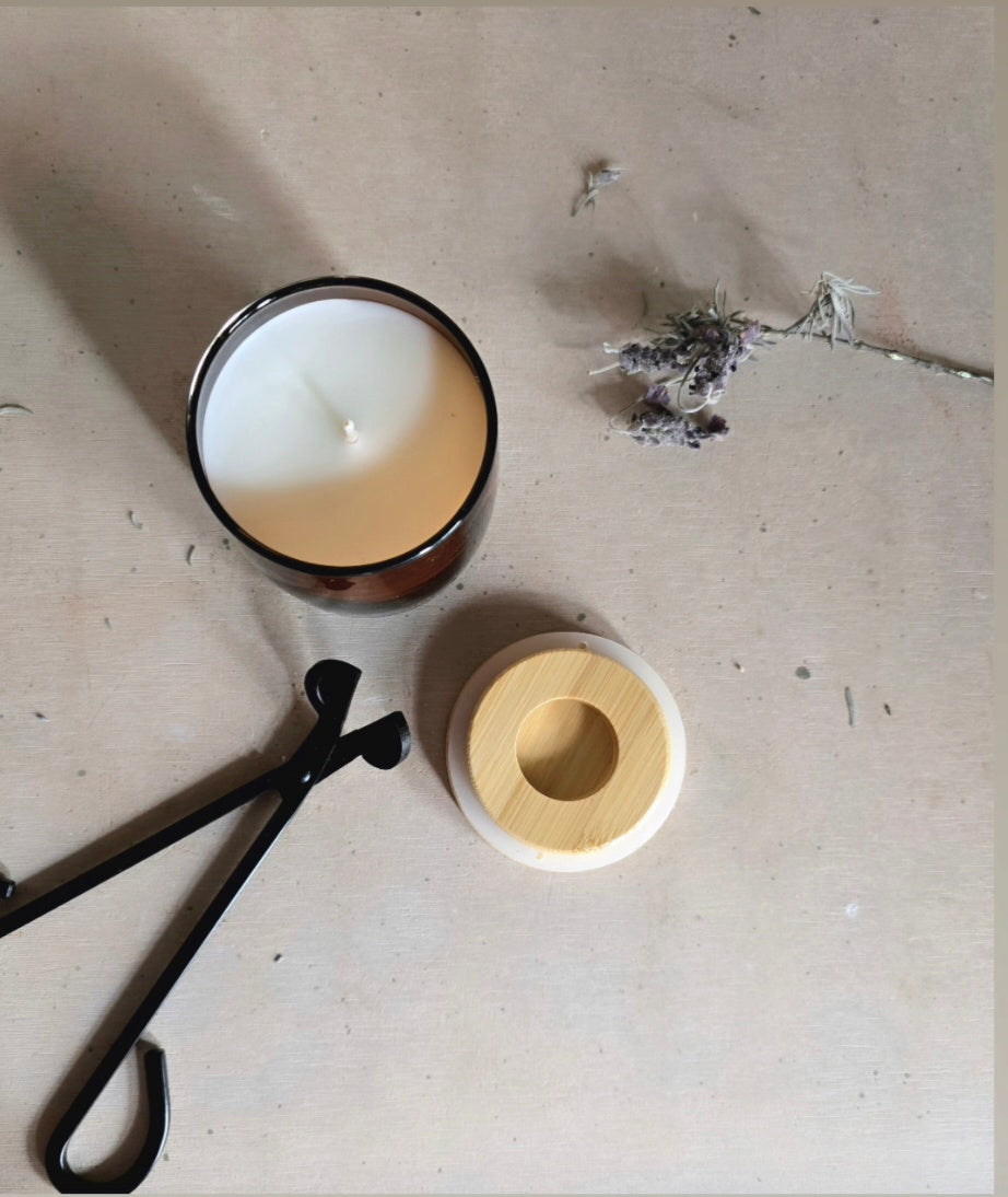 Vanilla Lavender & Geranium – Calming Floral-Woody Soy Coconut Candle