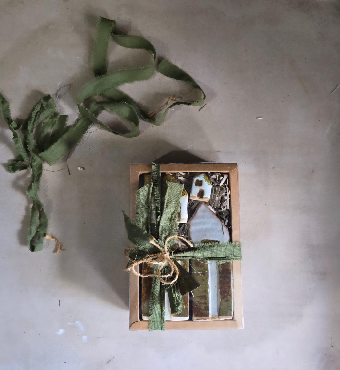 Handcrafted Olive Grove Collection - Eden -Little Houses- (Gift boxed & Unique)